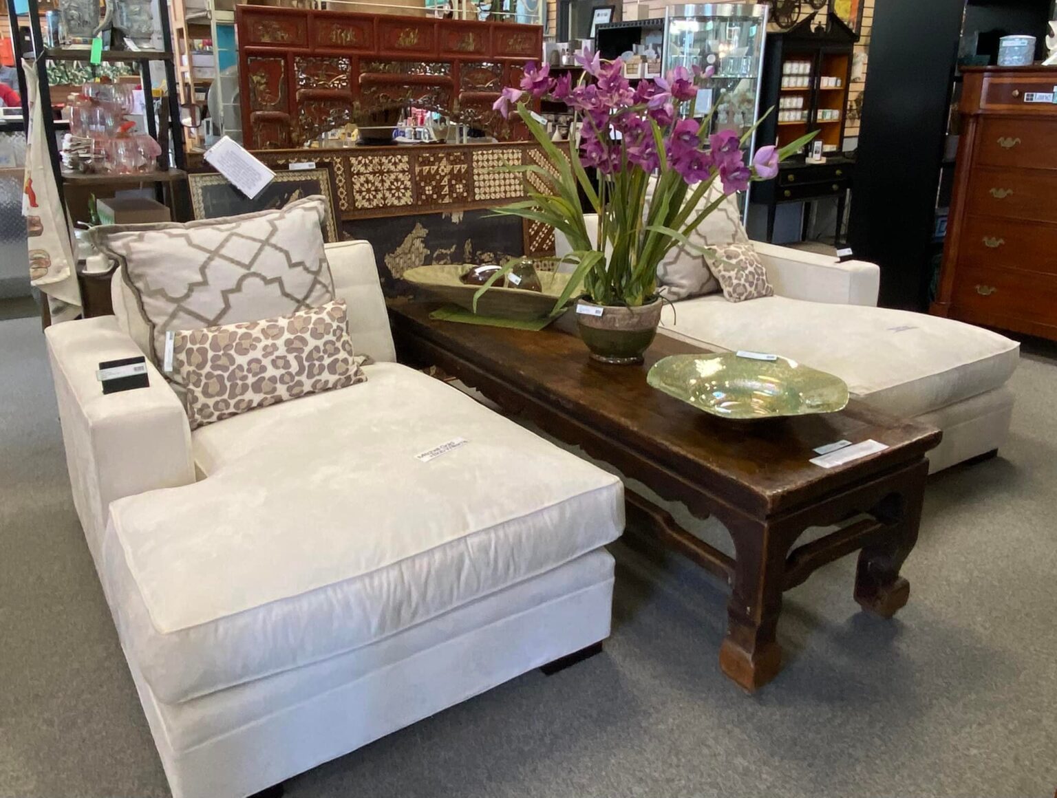 Retreat Home & Lifestyle Consignment Furnishings and Retail Finds